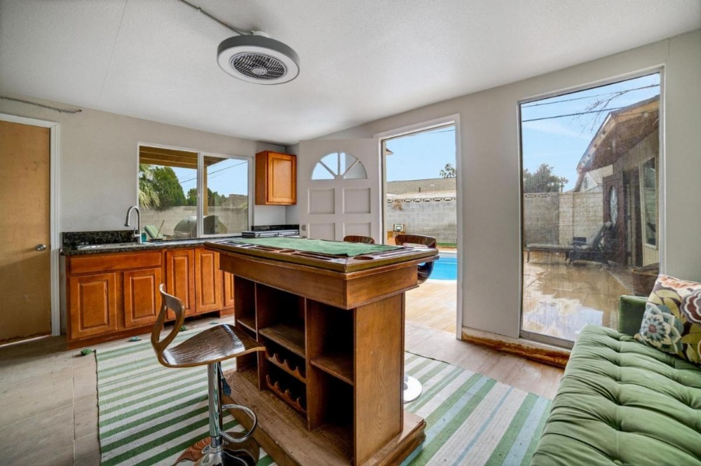 Las Vegas Retreat - 5 Mins From The Strip Home Image 13